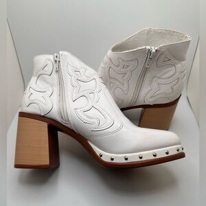 Women’s Chunky Heel Cowboy Boot